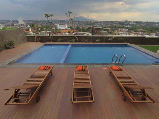 Harris Hotel Sentraland Semarang Exterior photo